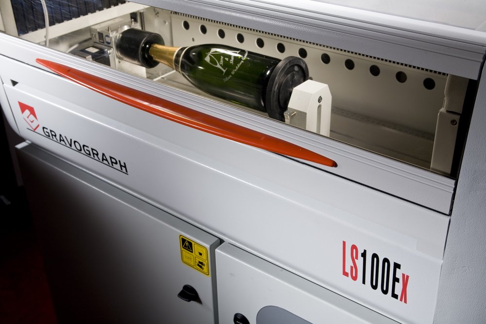 LS100 Ex, il sistema di incisione laser ad alta velocità